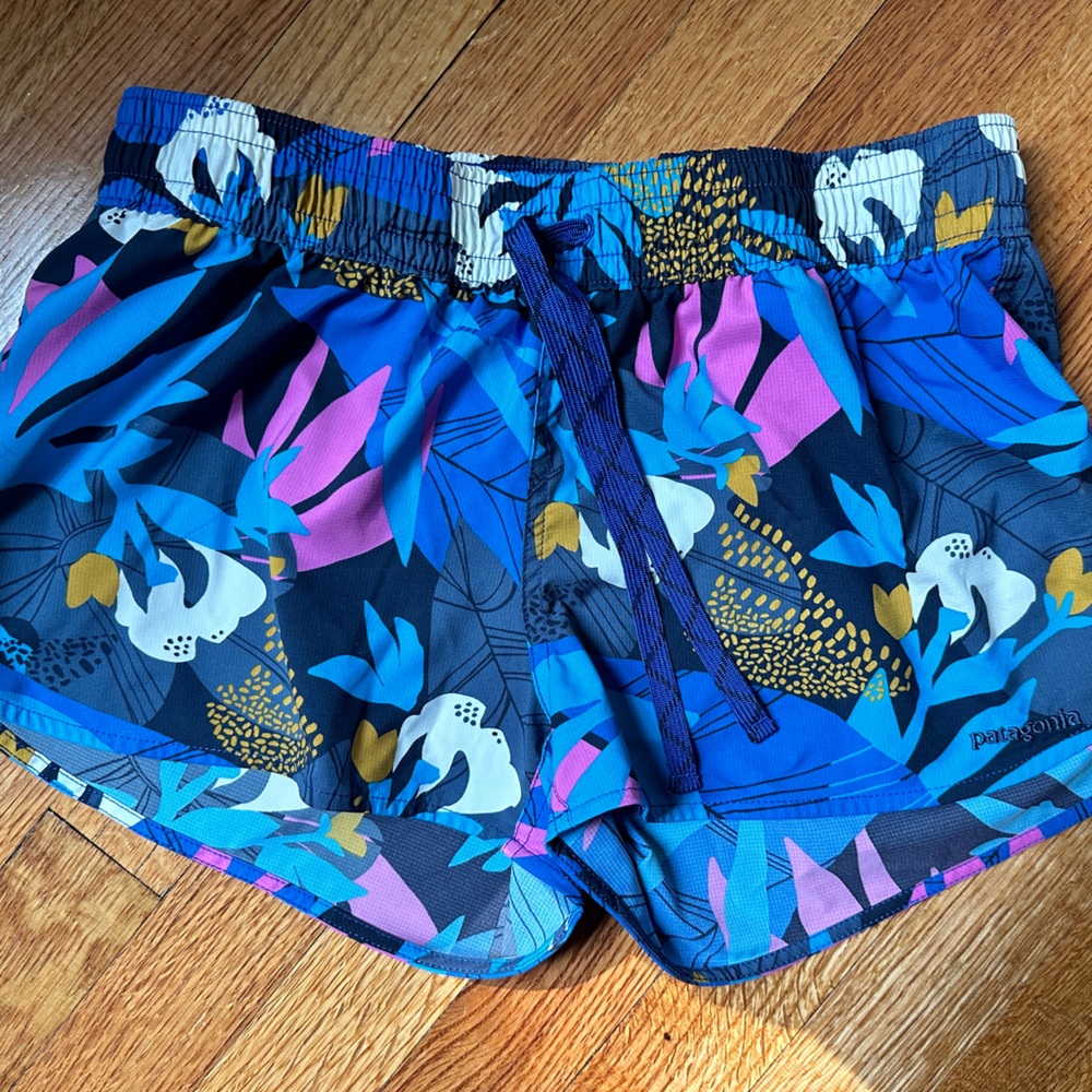 Patagonia Women Shorts Topical Pattern 2”